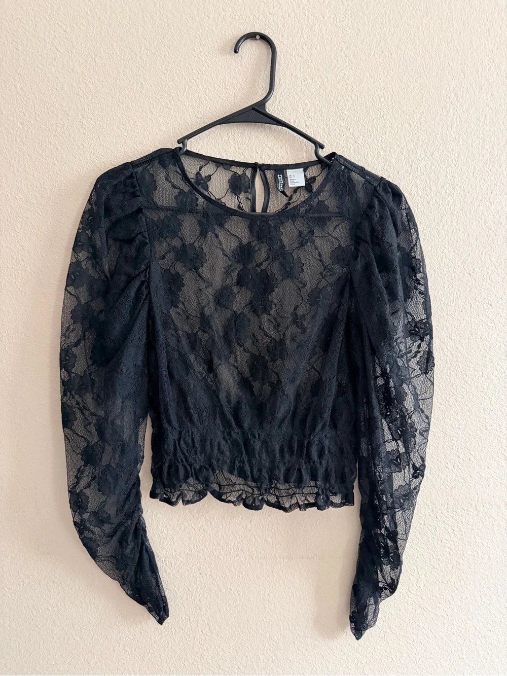 H&M Divided Black Floral Lace Crop Top